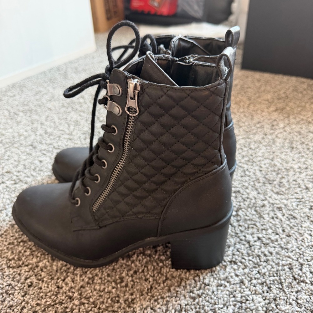 Sonoma Melodyy Combat Boots Size 8 Quilted Lace Up Block Heel Black Ankle Boots - Picture 4 of 8
